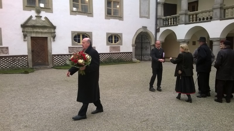 2014.12.13_19_Geburtstags-Messe Kaiserliche Hoheit.jpg